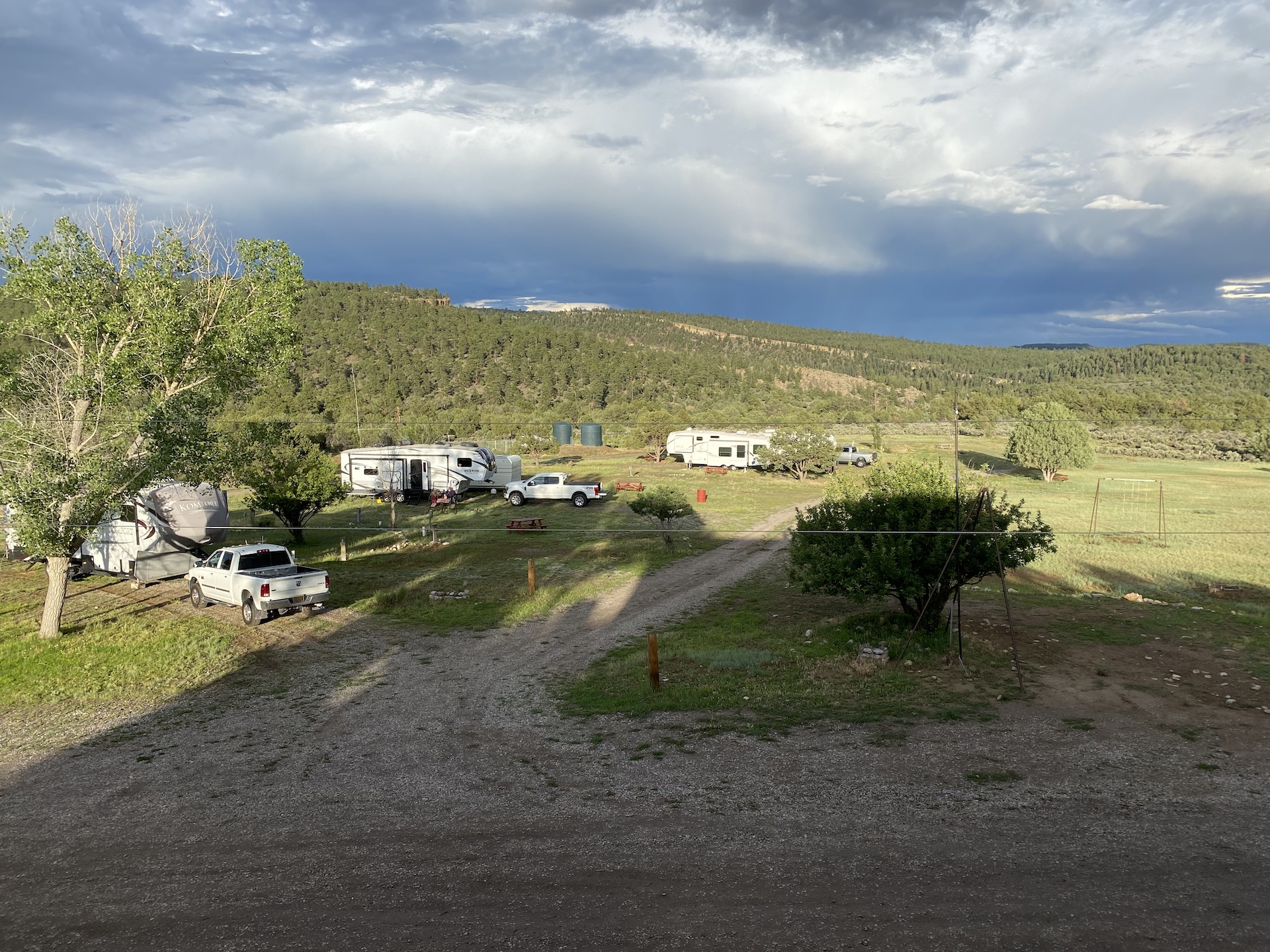 RV Hookups Stone House Lodge & RV